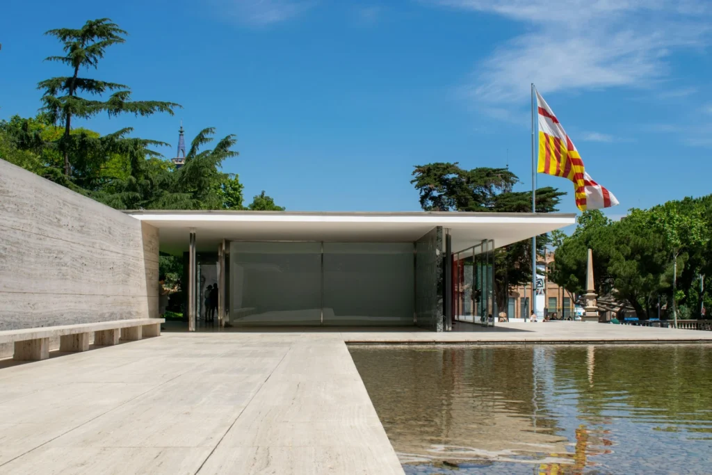 A.C.Partners-iç mimarlık- ünlü mimarlar ve yapılar-Pavilion Barcelona